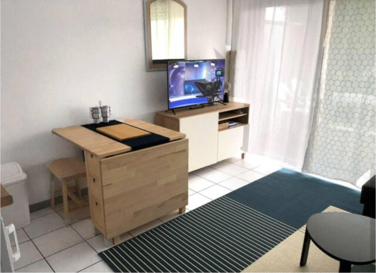 Studio Au Calme Avec Piscine, Face Golf, Parking Gratuit, Tout A Pied A 10Mn Centre Ville Ciboure Kültér fotó